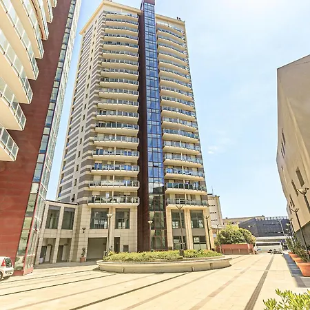 Real Italian Estate - Lighthouse Marina View * 제노바
