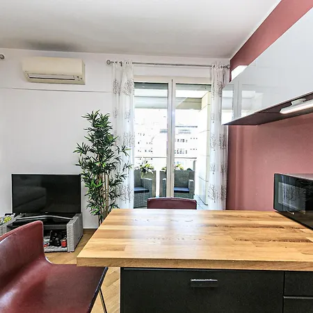 Real Italian Estate - Lighthouse Marina View * Genua